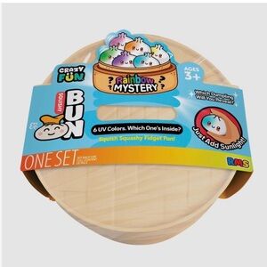 Crazy Fun® UV Colors Rainbow Mystery Squishy Bun Set